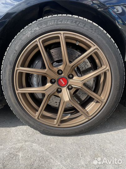 Комплект колес r19 с резиной momo+Michelin