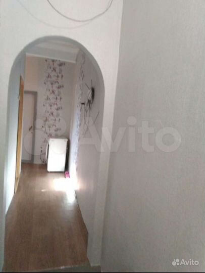 3-к. квартира, 60 м², 1/4 эт.