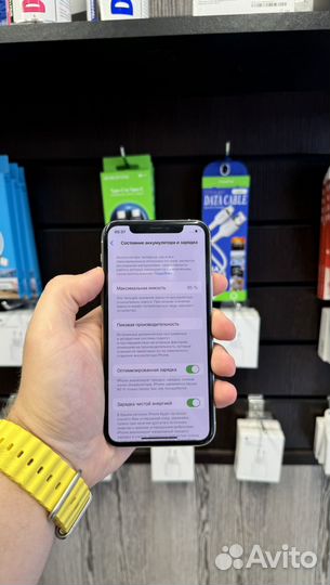 iPhone 11 Pro, 64 ГБ