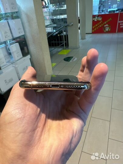 iPhone Xs, 256 ГБ