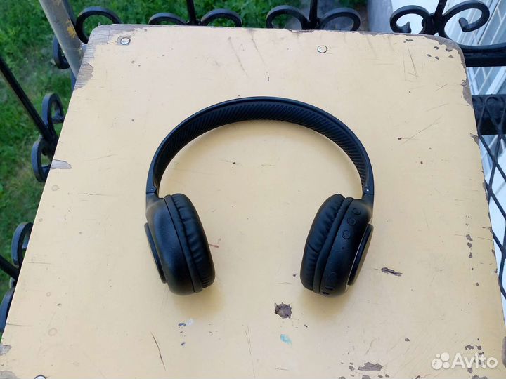 Беспроводные наушники