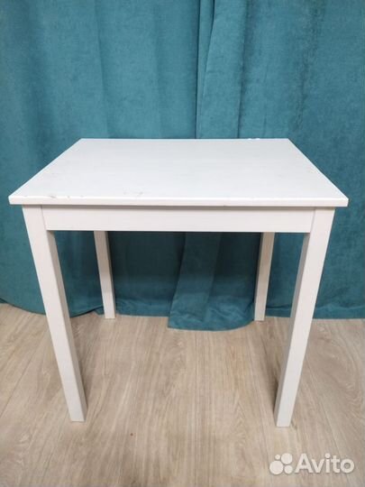 Письменный стол IKEA