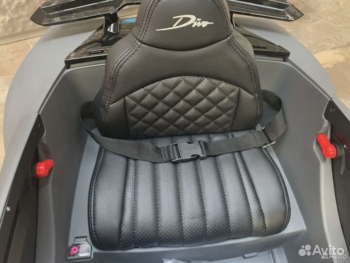 Детский электромобиль Bugatti Divo HL338