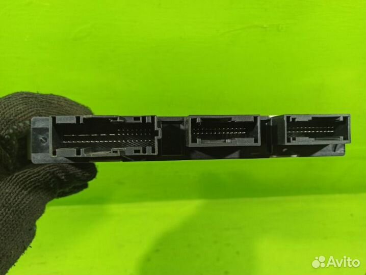 Блок имобилайзера Bmw 7 F01/02 N63B44A 2010