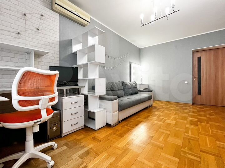 4-к. квартира, 160 м², 9/10 эт.