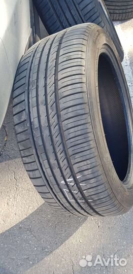 Kinforest KF-550 275/45 R20