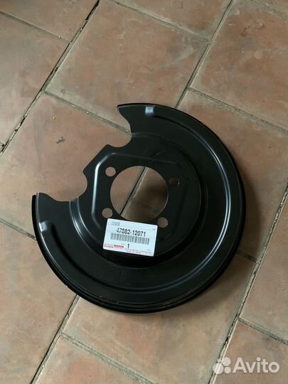 Пыльник тормозного диска Toyota Corolla 150