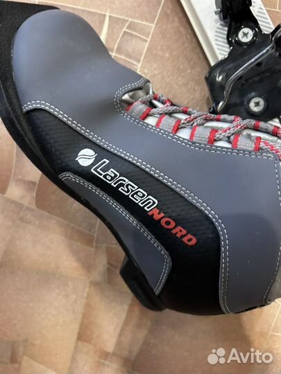 Лыжи беговые ботинки 33