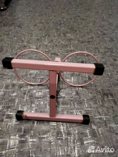 Подставка для питания животных