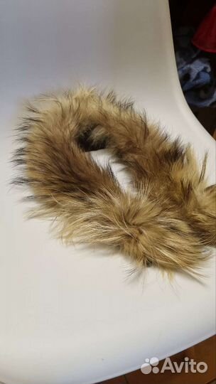 Воротник из натурального меха енота