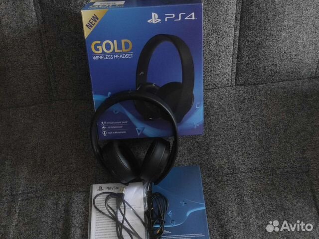 Беспроводные наушники PS4 Gold бу