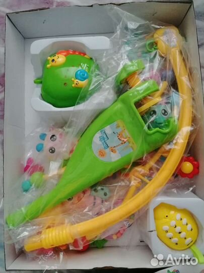 Мобиль (карусель) в кроватку