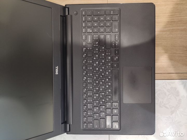 Ноутбук Dell vostro 15