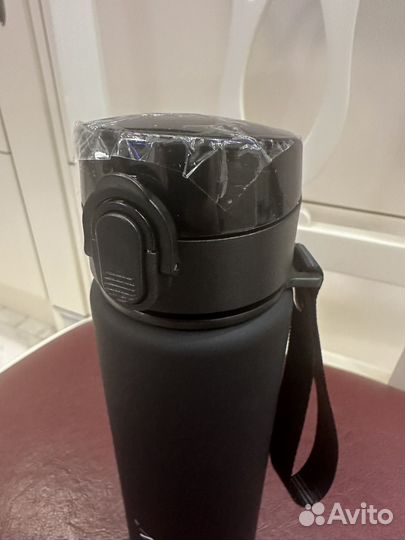 Бутылка для воды спортивная