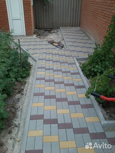 Укладка тротуарной плитки