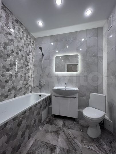 2-к. квартира, 50 м², 2/20 эт.