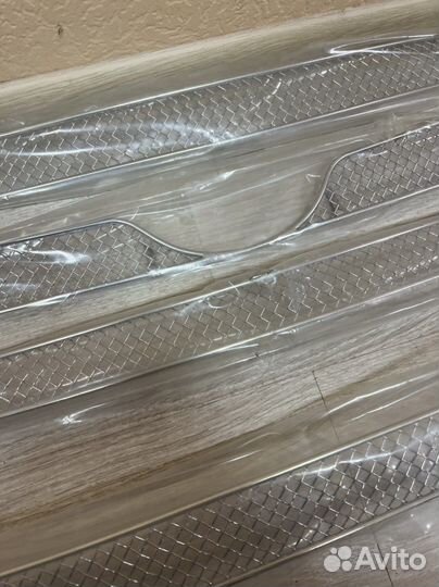 Накладки решётки Hyundai Santa Fe 2