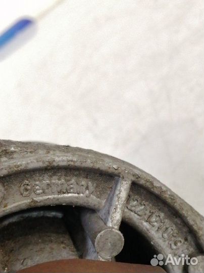 Помпа Volkswagen Touareg 7P5 cmta 2012