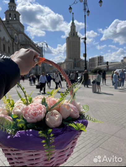 Корзина с цветами из мыла