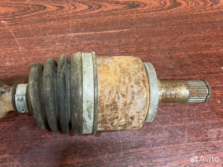 Правый привод лада приора