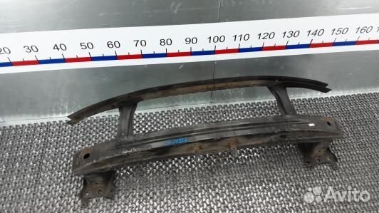 Усилитель бампера передний (кронштейн) volkswagen