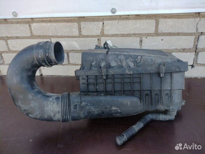 Корпус воздушного фильтра Volkswagen Tiguan 1 2.0