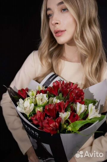 Монобукет с альстромерией