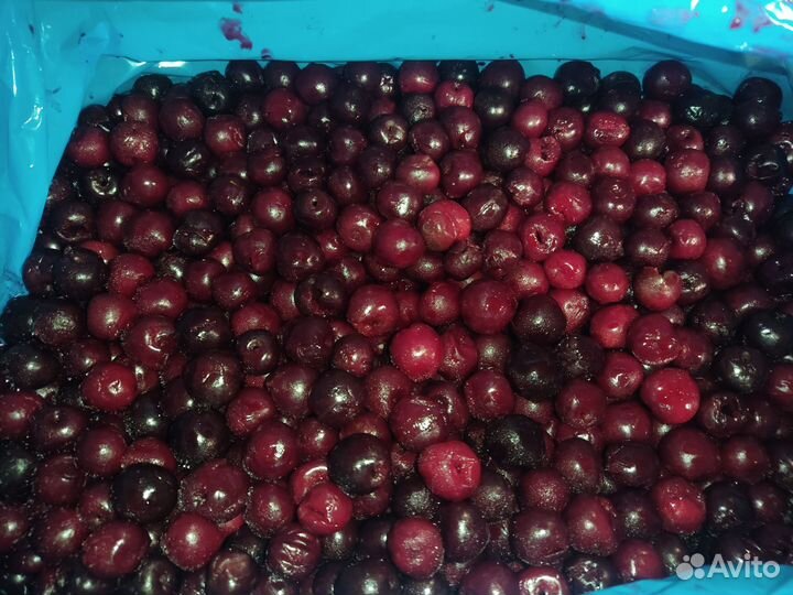 Вишня, малина, клубника, брусника и др