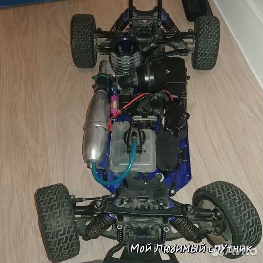 Машинка бензиновая kyosho