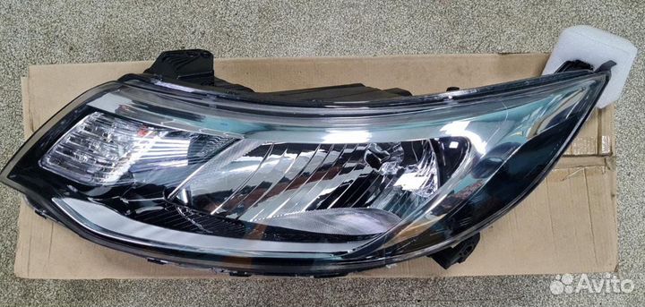 Фара левая KIA RIO 15-17 с электрокорректором