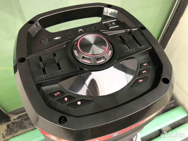 Мощная беспроводная колонка Telefunken 850вт