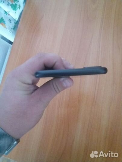 Телефон iPhone 7 plus