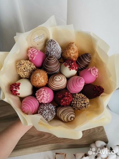 Букет из клубники в шоколаде подарок Самара