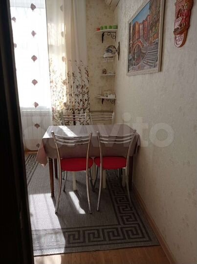 2-к. квартира, 50 м², 1/3 эт.