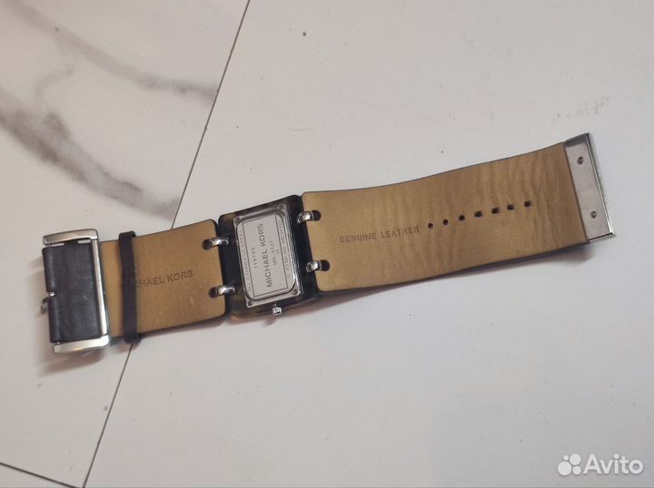 Женские наручные часы michael kors