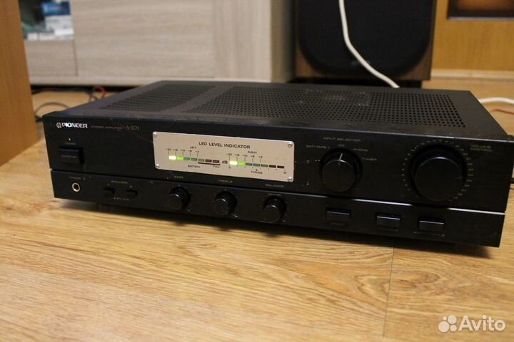 Pioneer A-201,VSX-d712-S