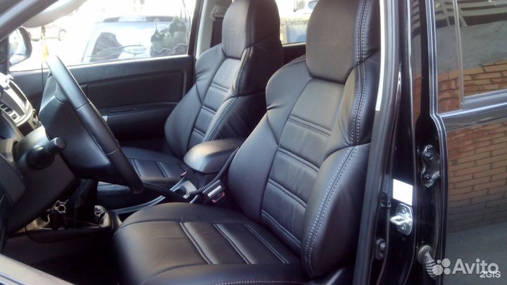 Универсальные автомобильные чехлы