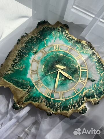 Часы из эпоксидной смолы