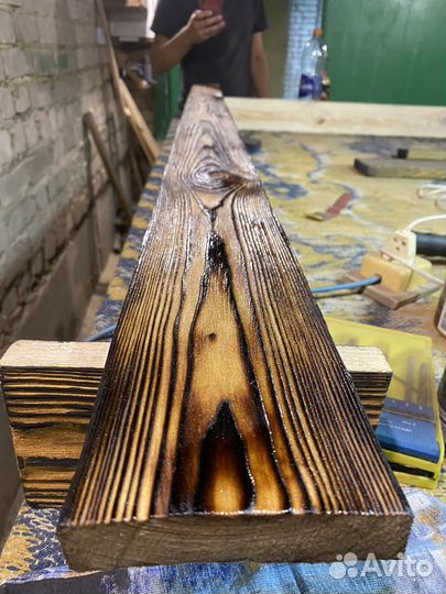 Гримерное зеркало из дерева