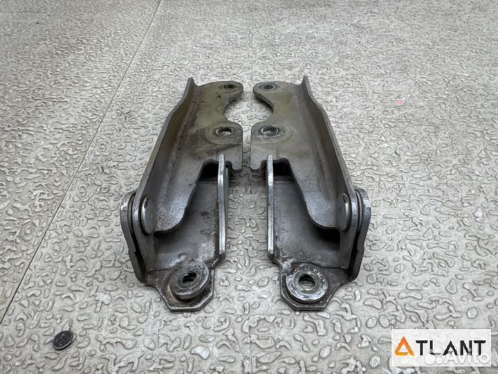 Петля капота mitsubishi eclipse