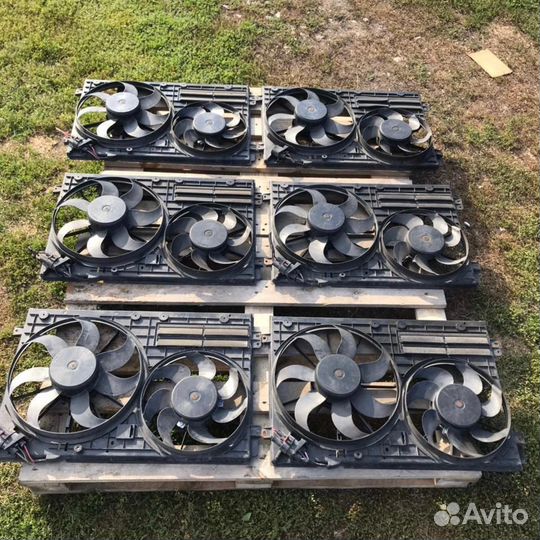 Блок вентиляторов с диффузором 1K0121205AD