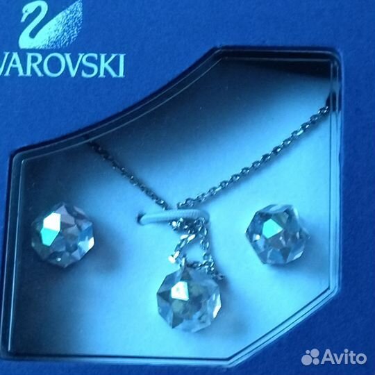 Набор серьги и кулон Swarovski