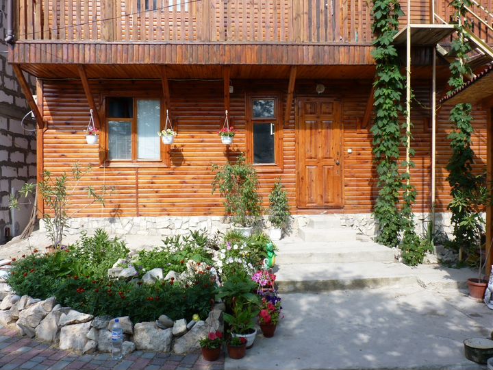 Дом 100 м² на участке 9 сот.