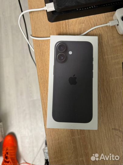 iPhone 16, 128 ГБ