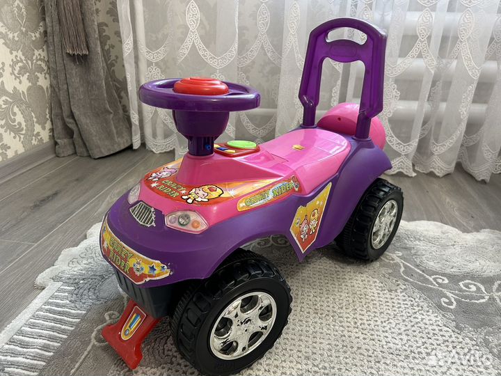 Машинка-каталка