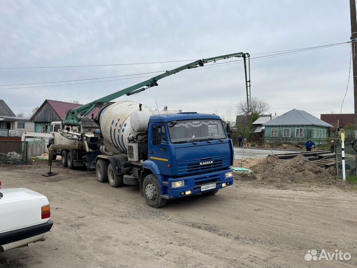 Водитель автобетоносмесителя