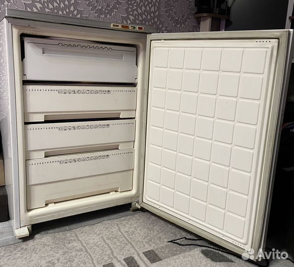 Морозильная камера бирюса 14