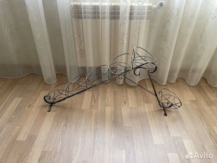 Подставка для цветов