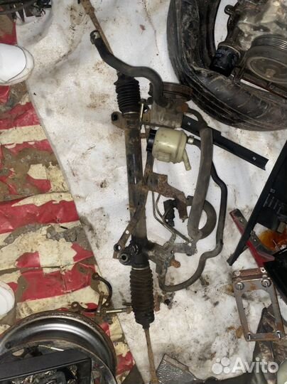 Рулевая рейка nissan x trail t30 (правый руль)