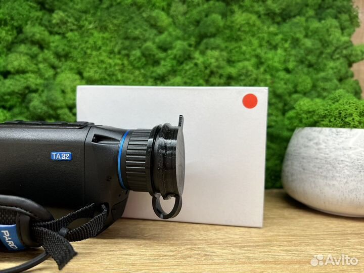 Наглазник\крышка и кронштейн Pard